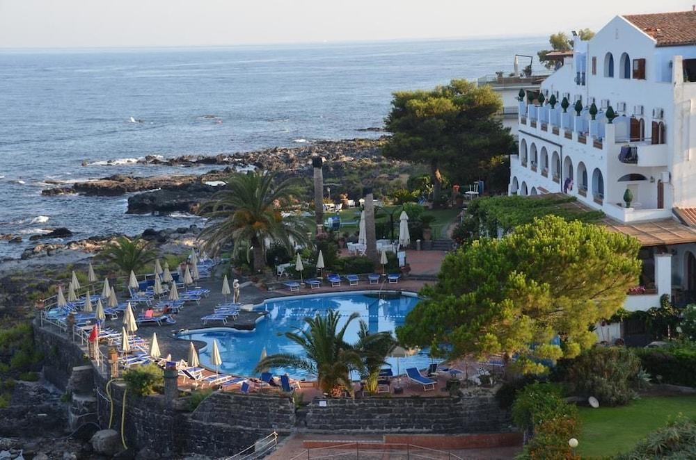 Kalos Hotel Giardini Naxos Esterno foto